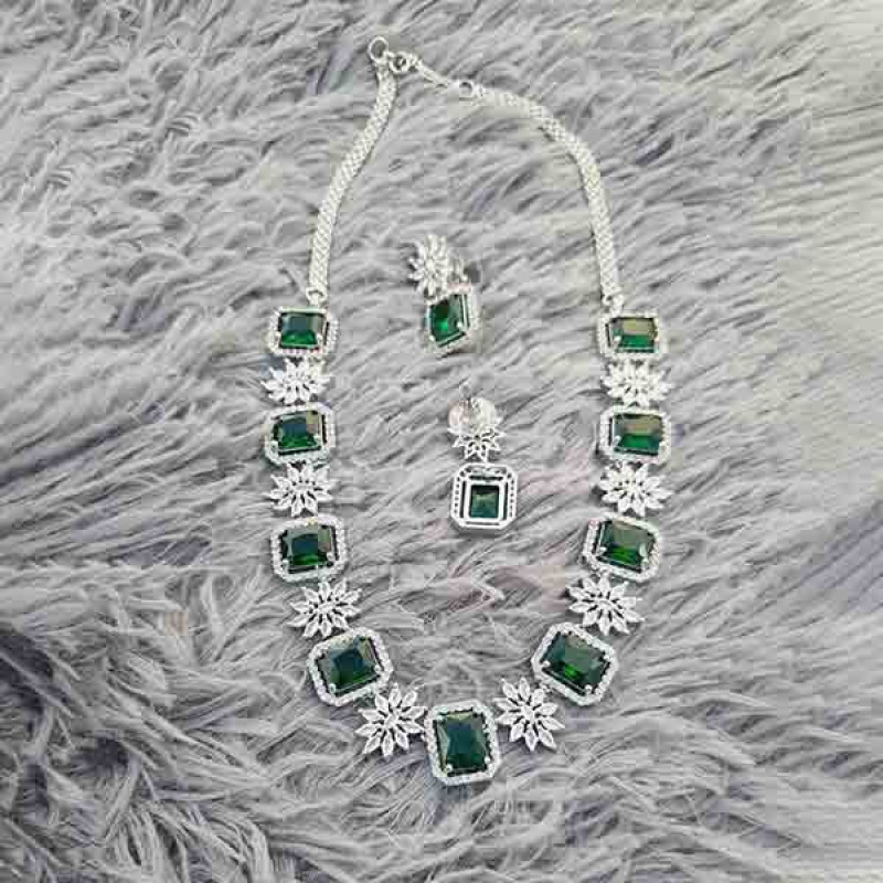 Diamond Cut Stone Set