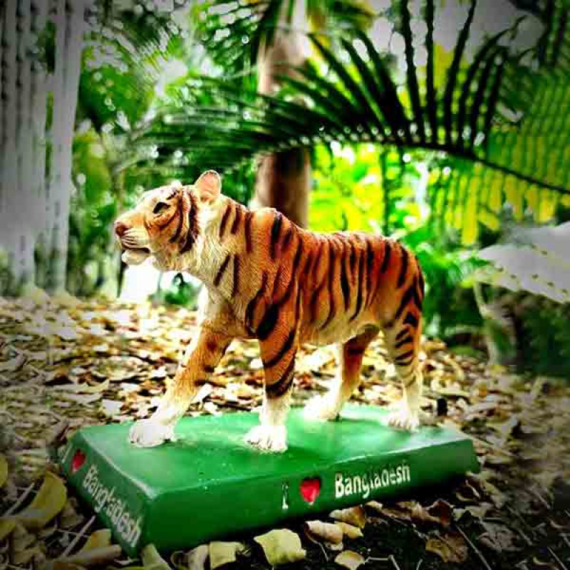 Miniature Replica-Tiger RP