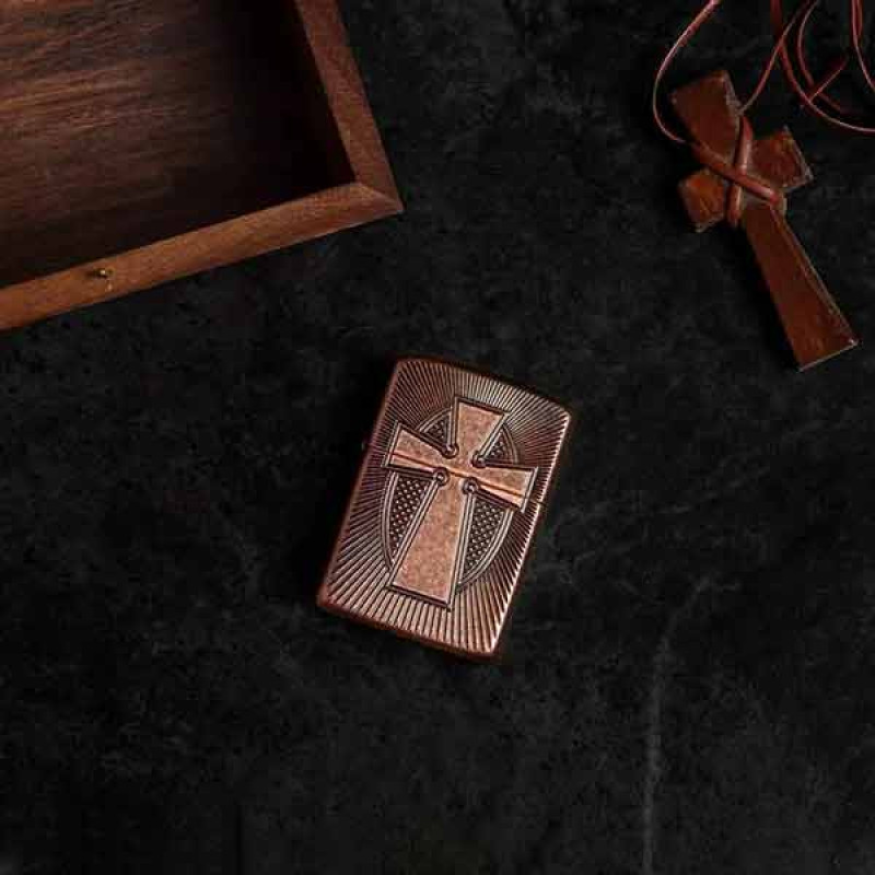 DEEP CARVE CROSS DESIGN ZIPPO